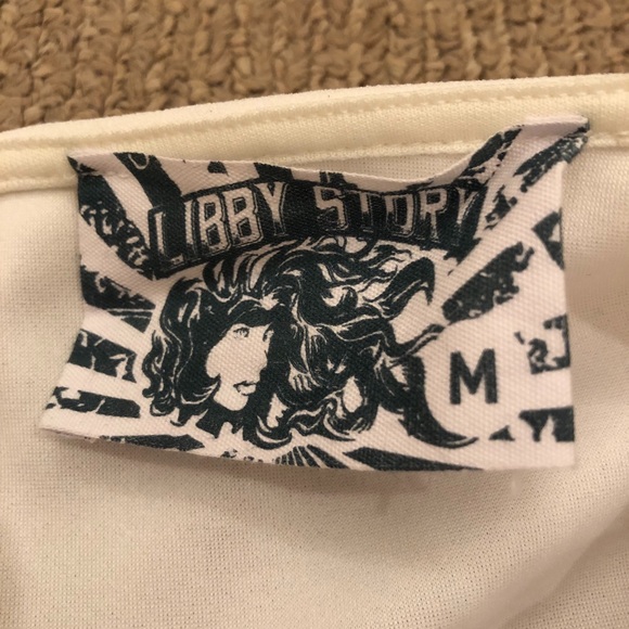 NEVER WORN White Skort - Picture 3 of 4